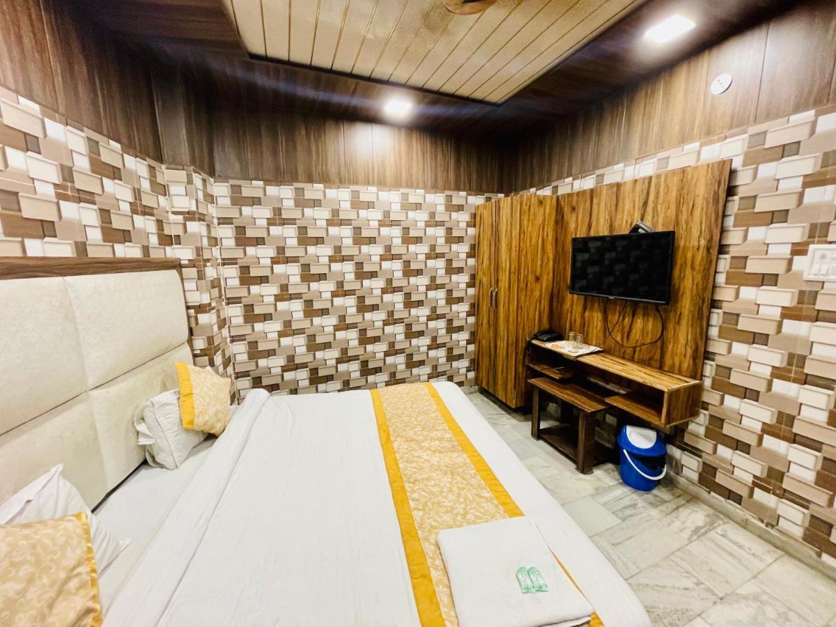 Fabhotel Dm Residency Амритсар Экстерьер фото