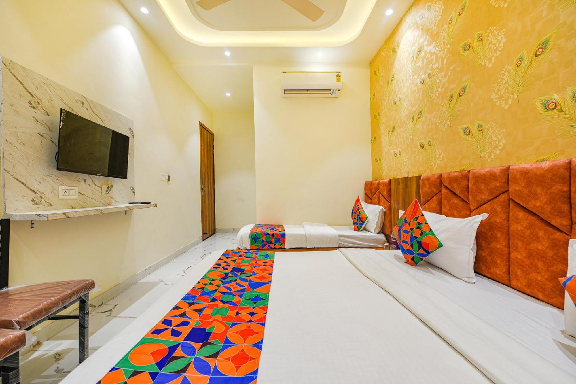 Fabhotel Dm Residency Амритсар Экстерьер фото