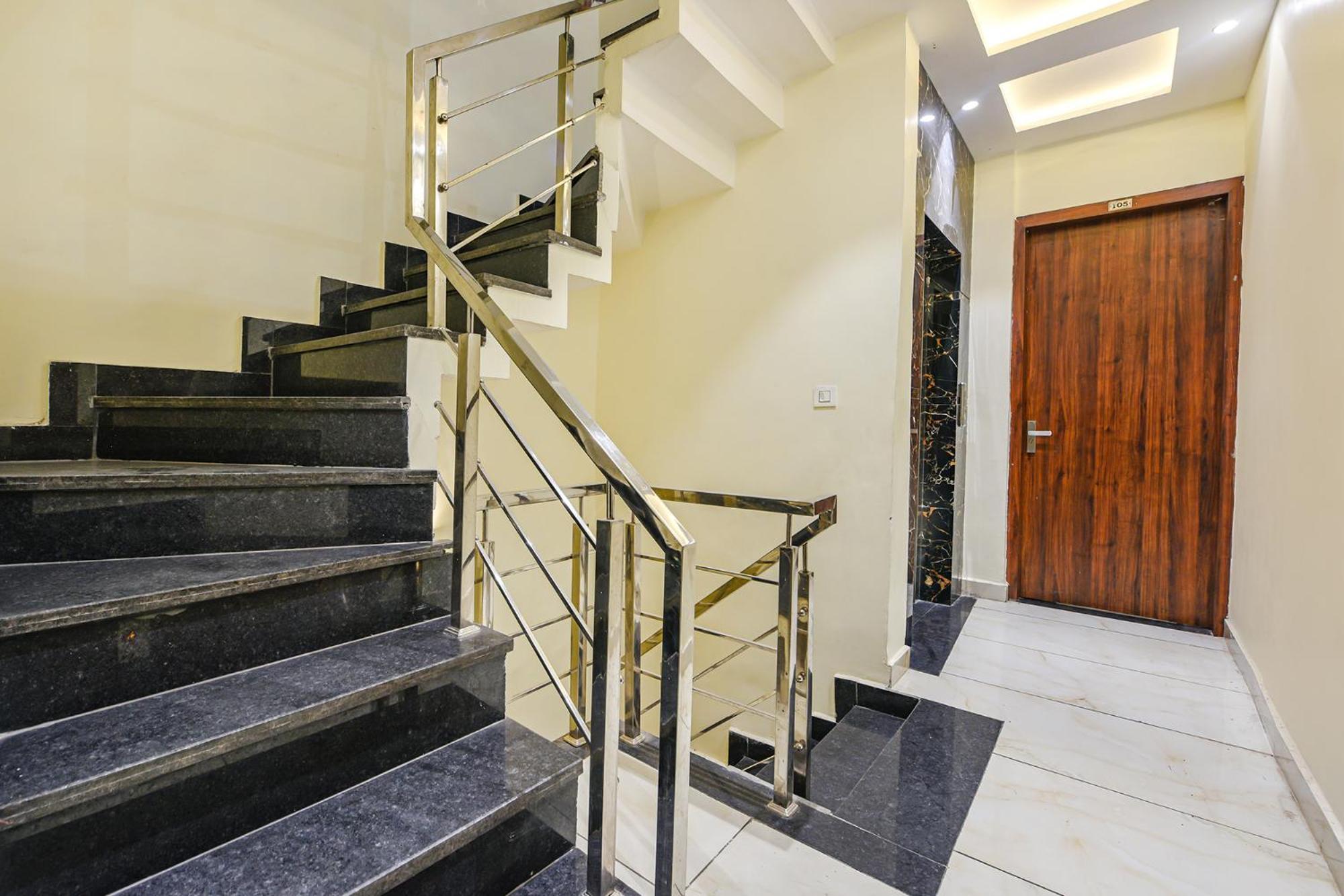 Fabhotel Dm Residency Амритсар Экстерьер фото
