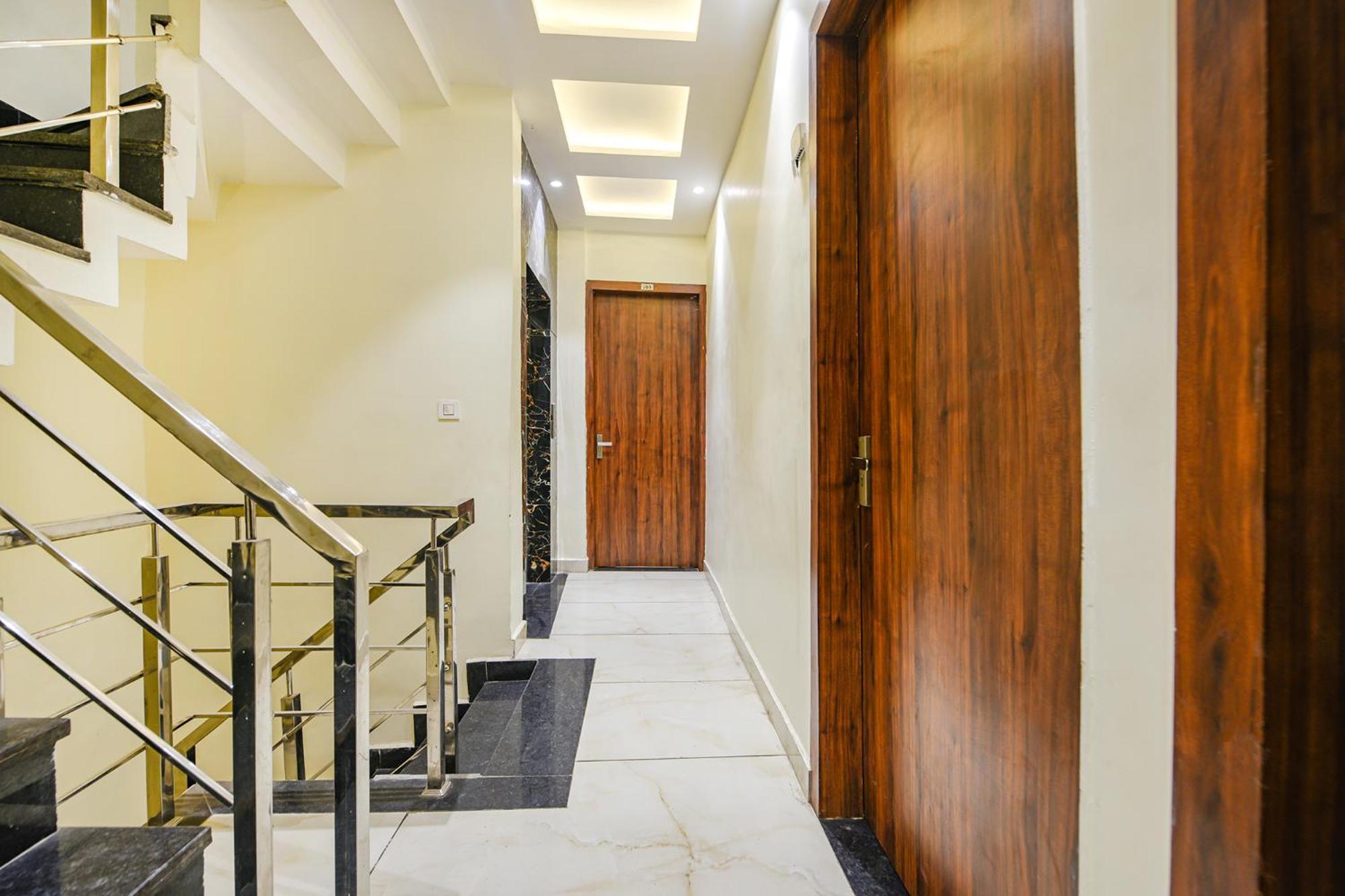 Fabhotel Dm Residency Амритсар Экстерьер фото