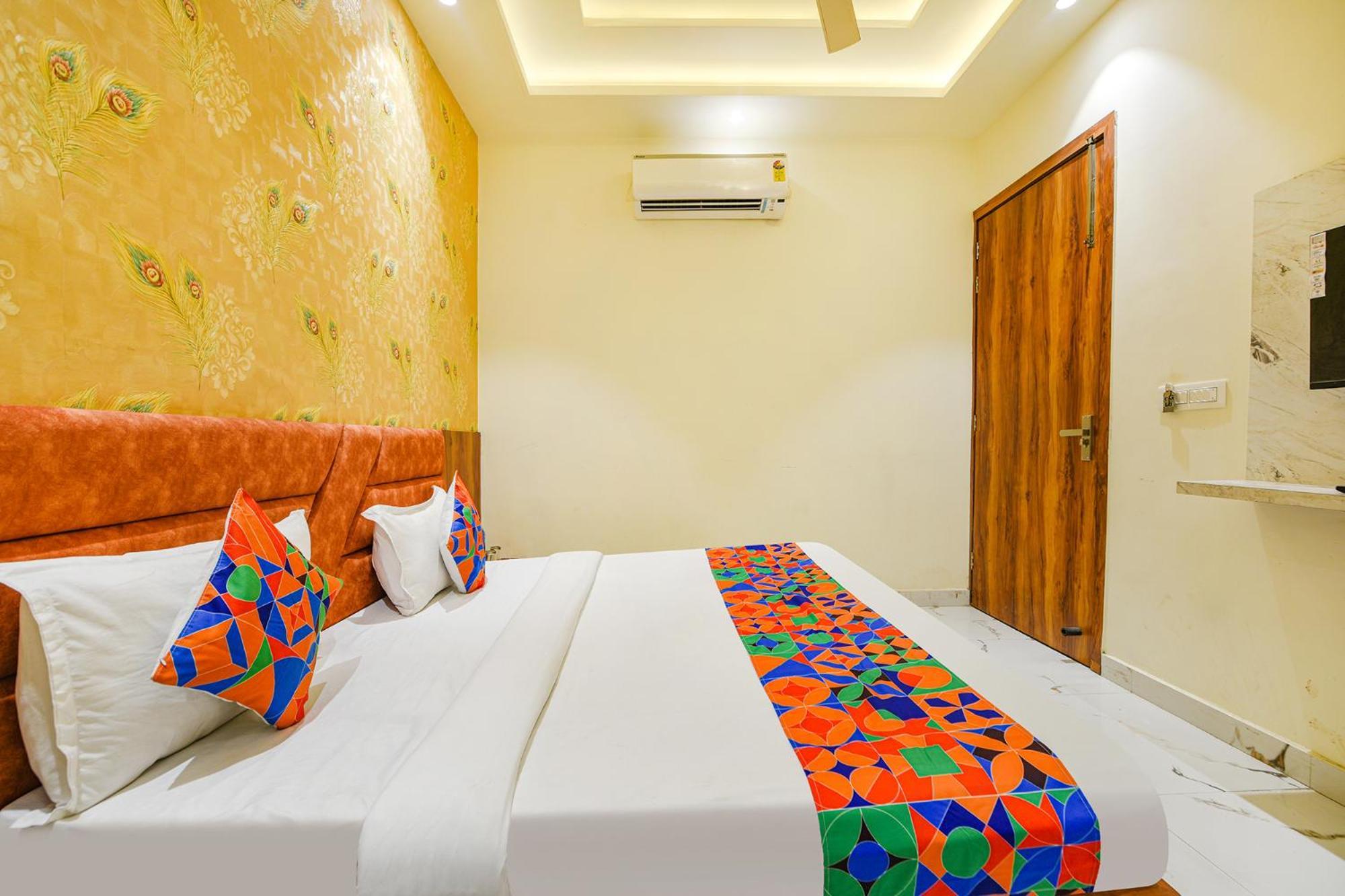 Fabhotel Dm Residency Амритсар Экстерьер фото
