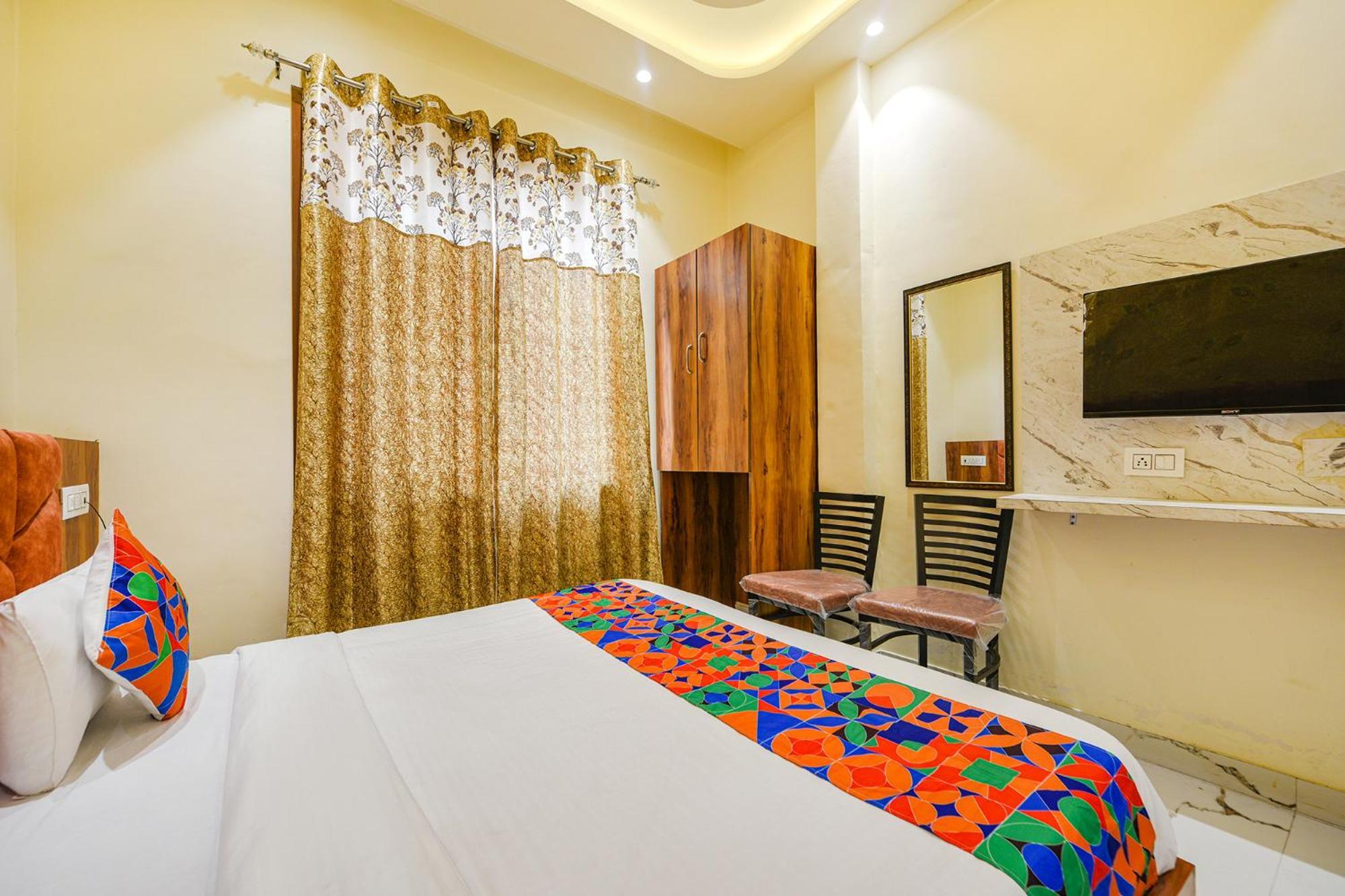 Fabhotel Dm Residency Амритсар Экстерьер фото